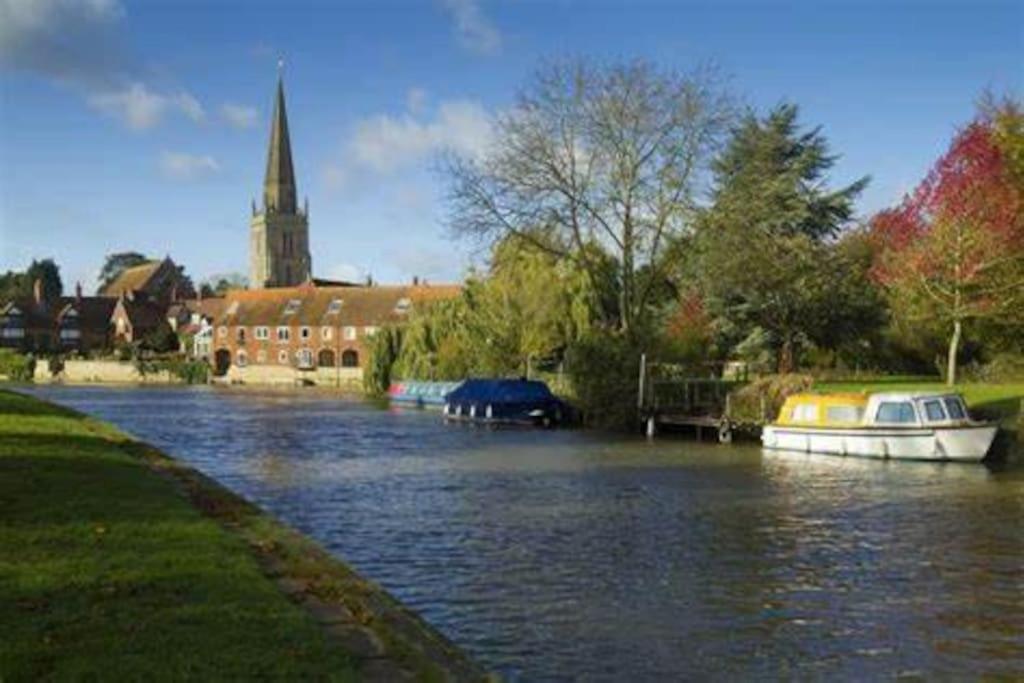1 Bedroom Flat Sleeps 4 In Abingdon Oxfordshire Екстериор снимка