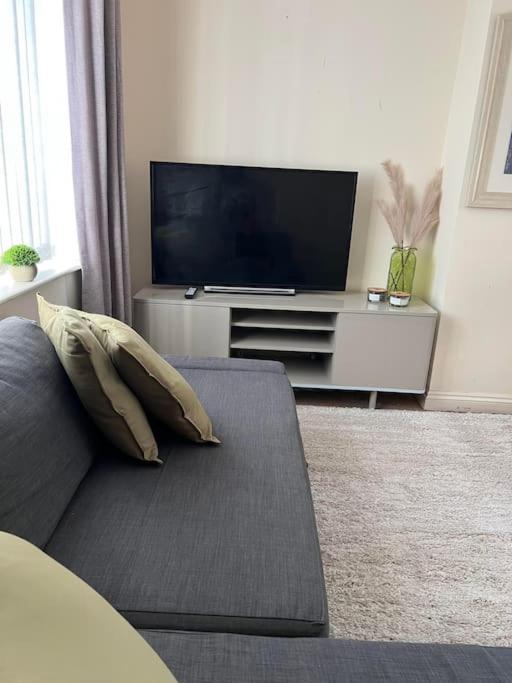 1 Bedroom Flat Sleeps 4 In Abingdon Oxfordshire Екстериор снимка